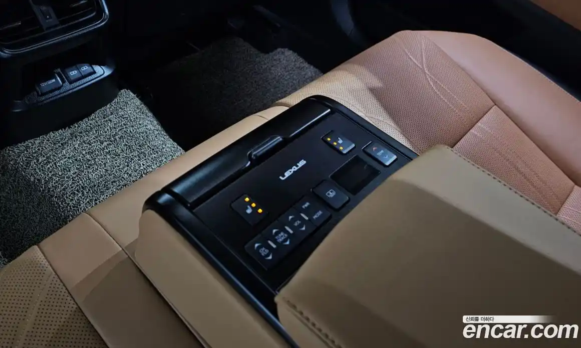 Lexus ES 2022 2.5 гидро в Москве № 1014441, фото 19
