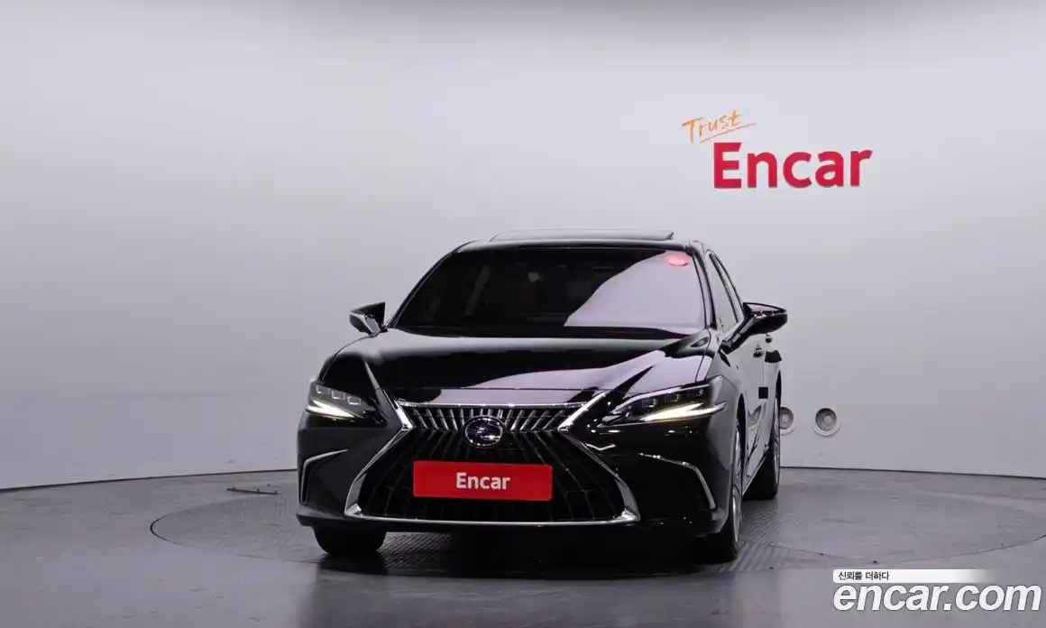Lexus ES 2022 2.5 гидро в Москве № 1014441, фото 3
