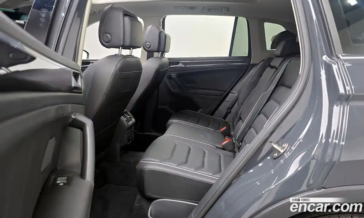 Volkswagen Tiguan 2022 2.0 гидро в Москве № 1014528, фото 13