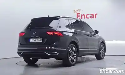 Volkswagen Tiguan 2022 2.0 гидро в Москве № 1014528, миниатюра 2