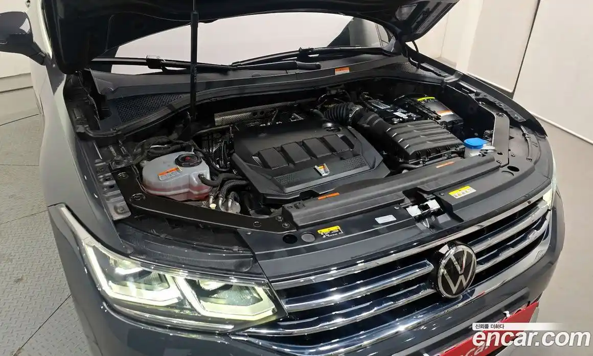 Volkswagen Tiguan 2022 2.0 гидро в Москве № 1014528, фото 6