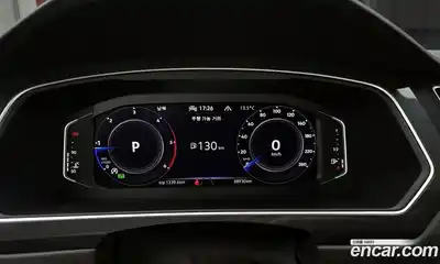 Volkswagen Tiguan 2022 2.0 гидро в Москве № 1014528, миниатюра 8