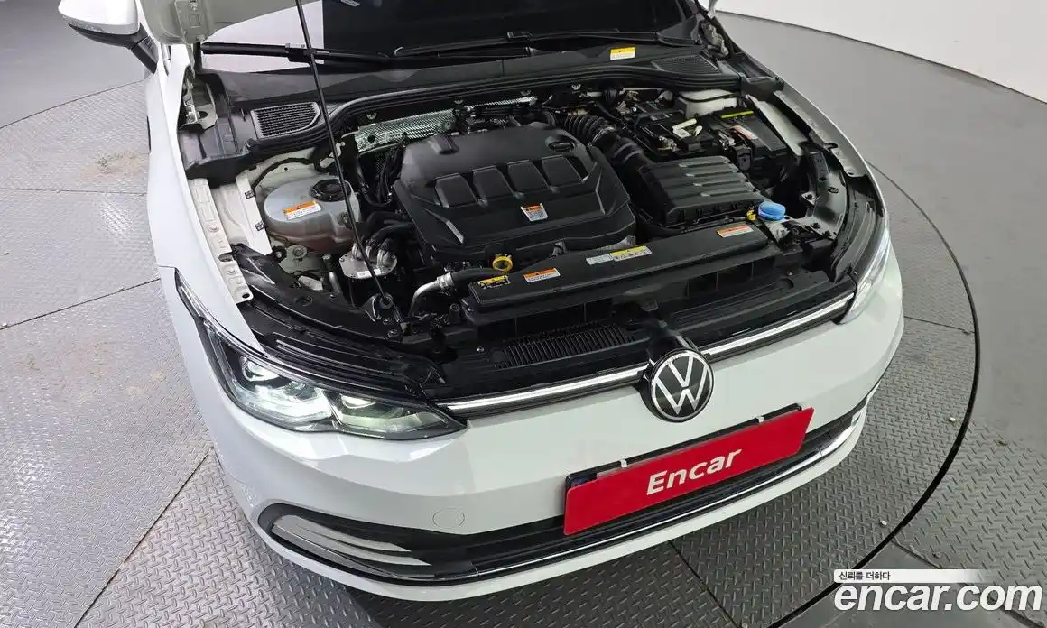 Volkswagen Golf 2023 2.0 гидро в Москве № 1014653, фото 6