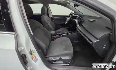 Volkswagen Golf 2023 2.0 гидро в Москве № 1014653, миниатюра 10