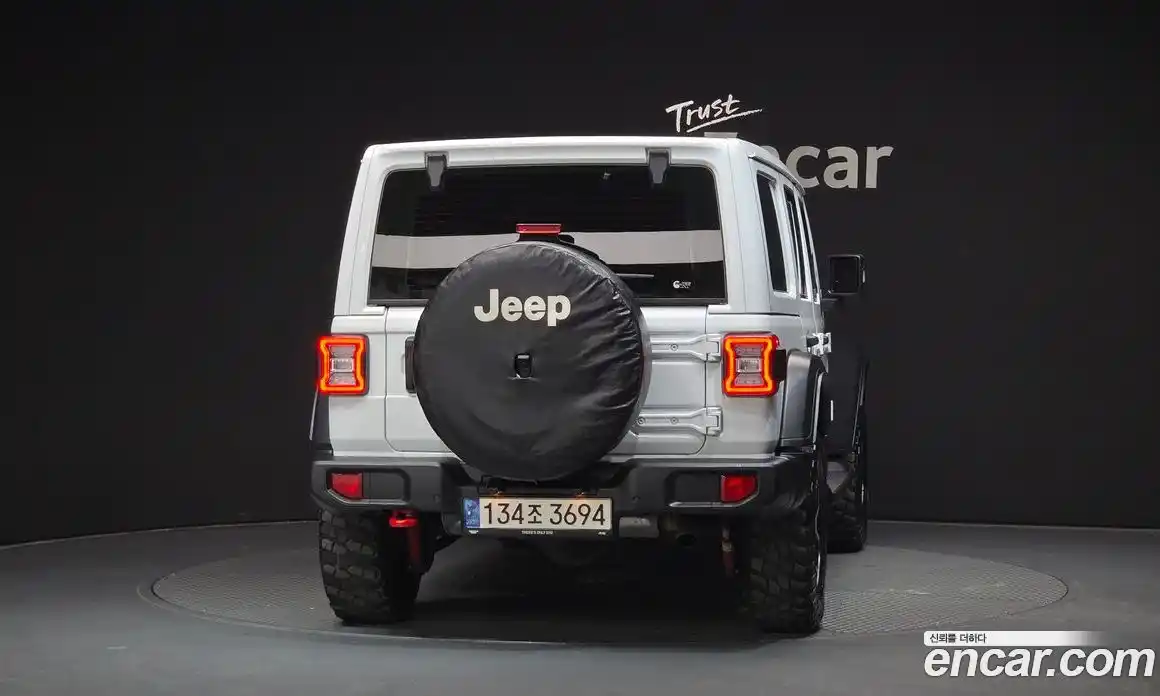 Jeep Wrangler 2022 2.0 гидро в Москве № 1014965, фото 4