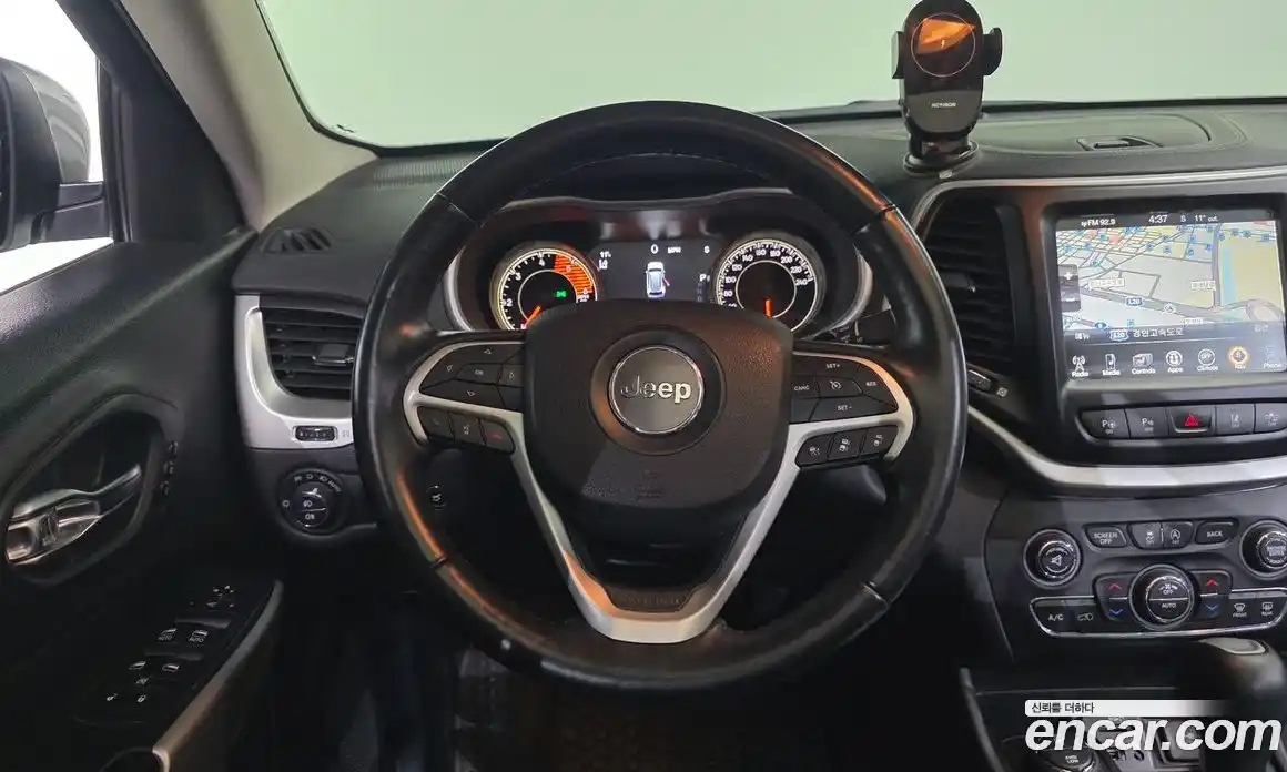 Jeep Cherokee 2018 2.2 гидро в Москве № 1015093, фото 13