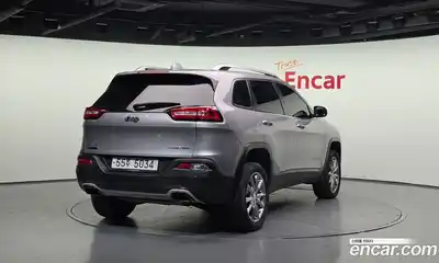 Jeep Cherokee 2018 2.2 гидро в Москве № 1015093, миниатюра 2
