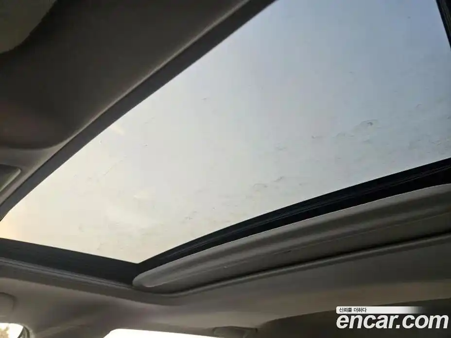 Toyota RAV4 2024 2.5 гидро в Москве № 1015171, фото 17