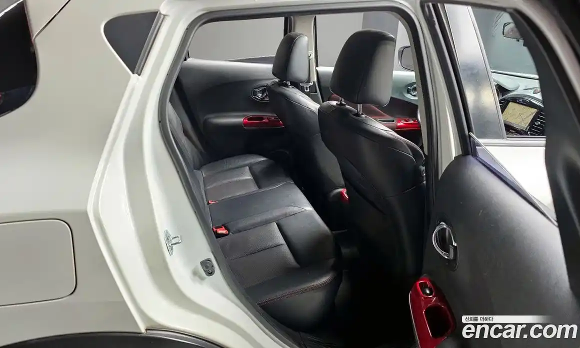 Nissan Juke 2017 1.6 гидро в Москве № 1015915, фото 12
