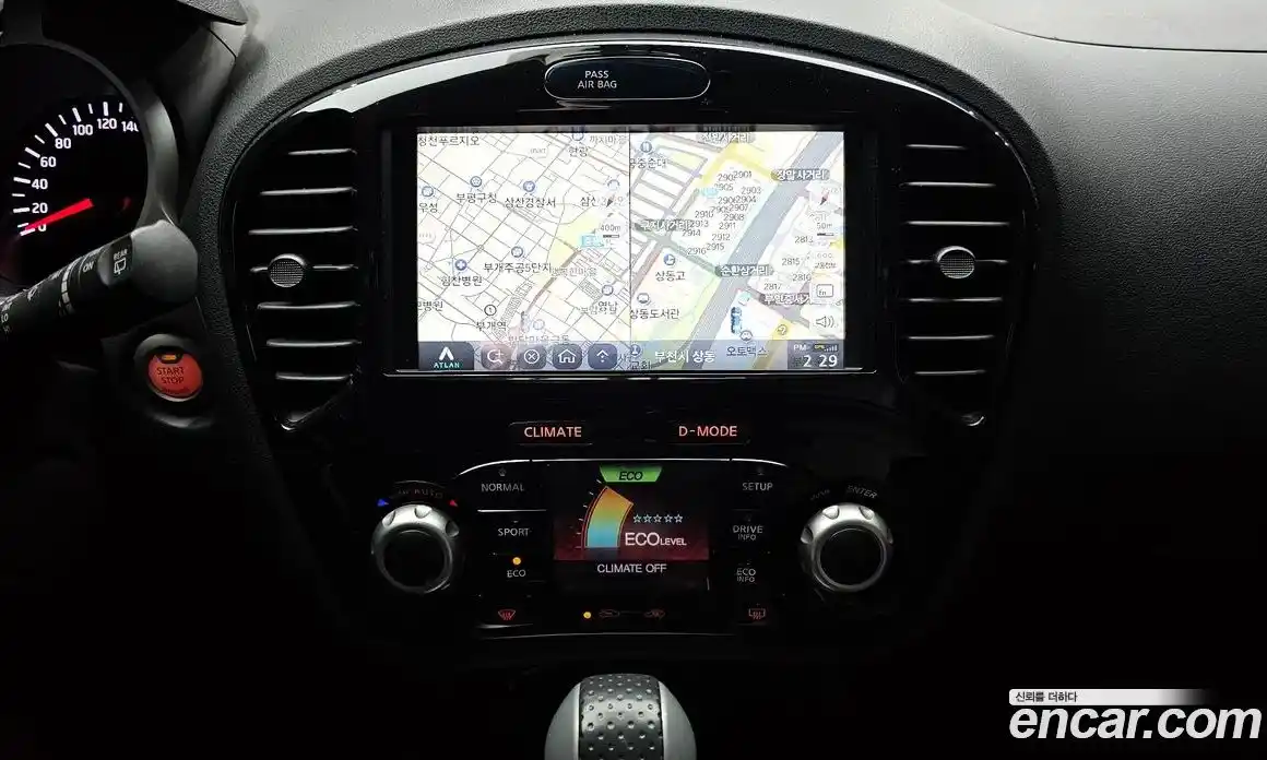 Nissan Juke 2017 1.6 гидро в Москве № 1015915, фото 14