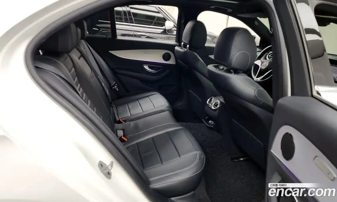 Mercedes-Benz E-Class 2020 2.0 гидро в Москве № 139926, фото 12