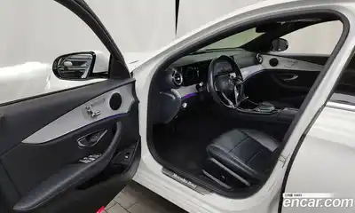 Mercedes-Benz E-Class 2020 2.0 гидро в Москве № 139926, миниатюра 10