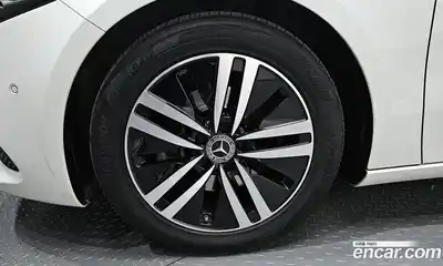 Mercedes-Benz A-Class 2021 1.9 гидро в Москве № 142580, миниатюра 5