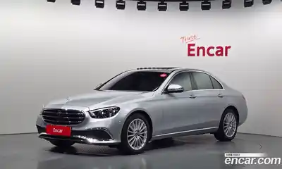 Mercedes-Benz E-Class, 2022