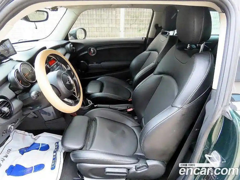 Mini Cooper 2014 1.5 гидро в Москве № 155340, фото 5
