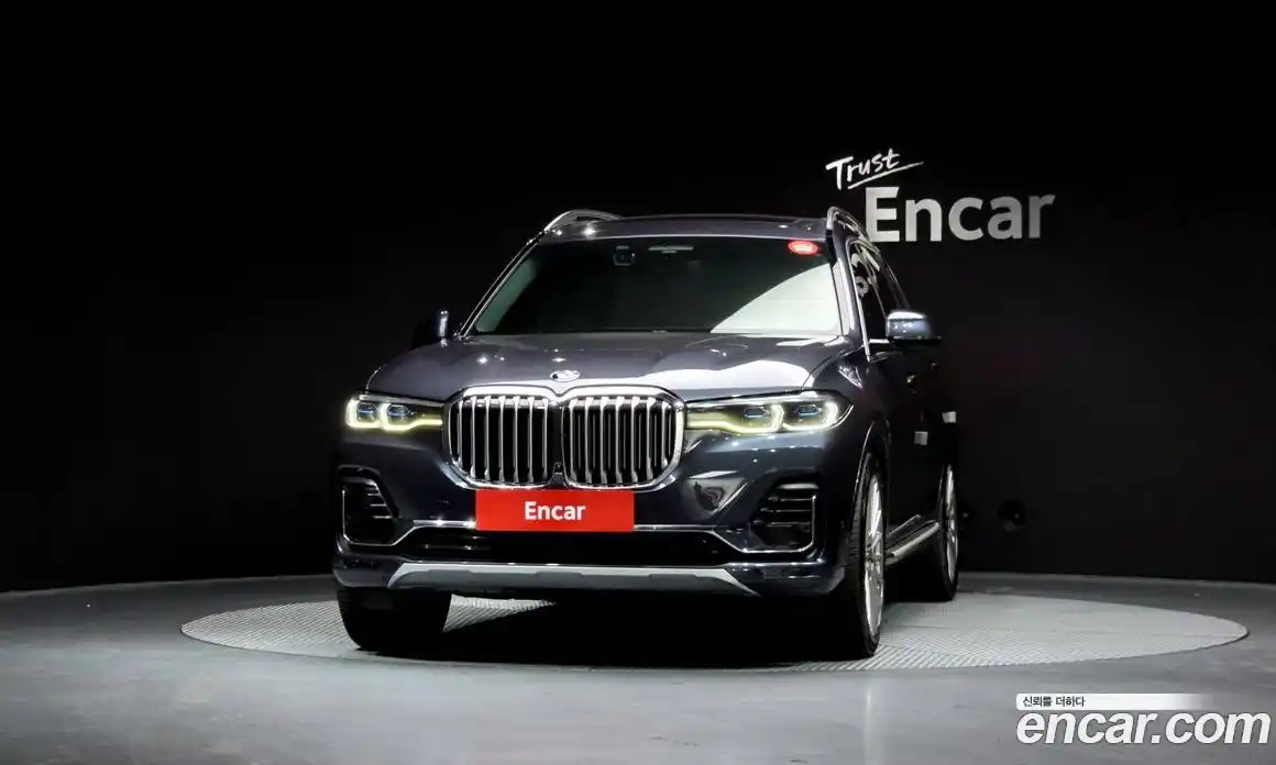 BMW X7 2021 3.0 гидро в Москве № 158466, фото 3