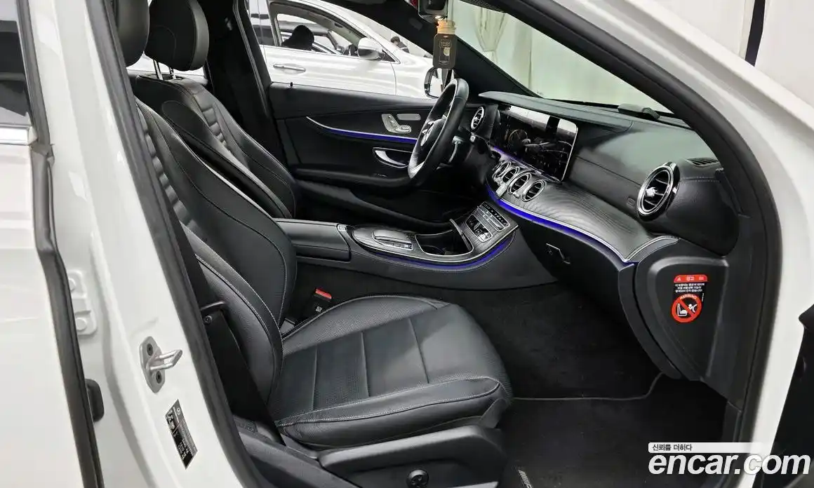 Mercedes-Benz E-Class 2023 1.9 гидро в Москве, фото 11