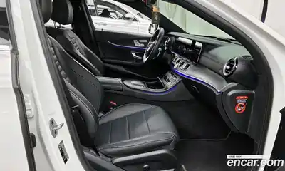 Mercedes-Benz E-Class 2023 1.9 гидро в Москве, миниатюра 11