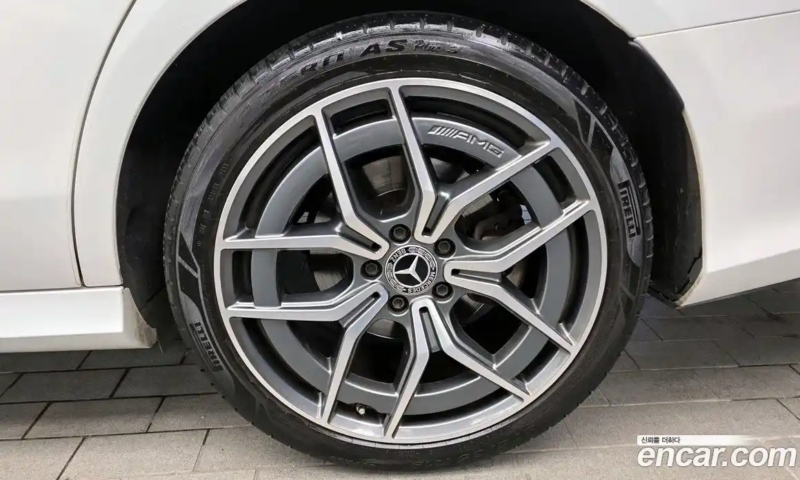 Mercedes-Benz E-Class 2023 1.9 гидро в Москве, фото 5