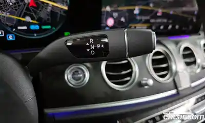 Mercedes-Benz E-Class 2023 1.9 гидро в Москве, миниатюра 9
