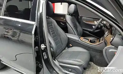 Mercedes-Benz E-Class 2020 2.0 гидро в Москве № 161537, миниатюра 12
