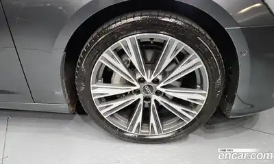 Audi A6 2022 2.0 гидро в Москве № 162984, миниатюра 5