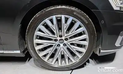 Audi A8 2021 4.0 гидро в Москве № 163682, миниатюра 5