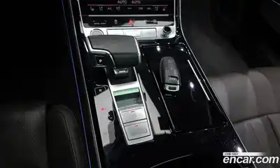 Audi A8 2021 4.0 гидро в Москве № 163682, миниатюра 9