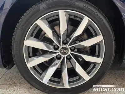 Audi A4 2023 2.0 гидро в Москве № 163956, миниатюра 5