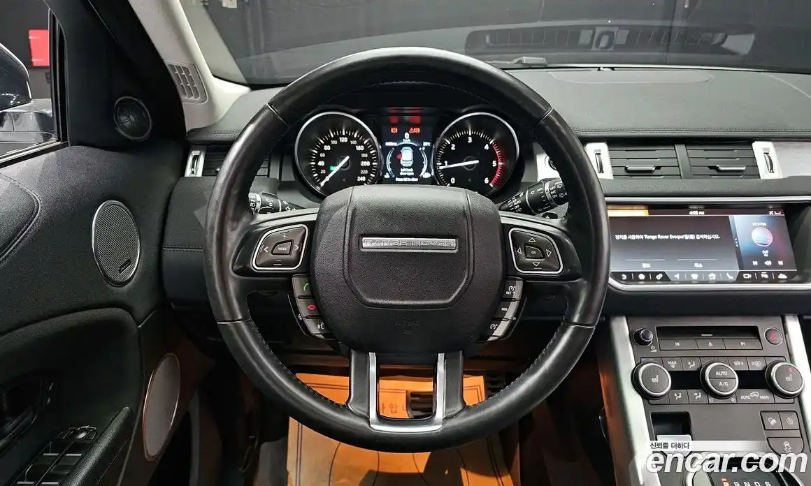 Land Rover Range-Rover Evoque 2018 2.0 гидро в Москве № 166371, фото 13