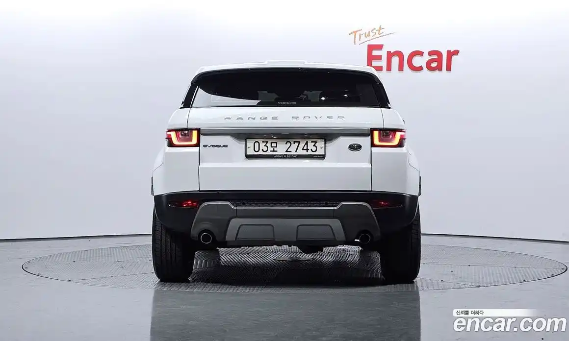 Land Rover Range-Rover Evoque 2018 2.0 гидро в Москве № 166371, фото 4