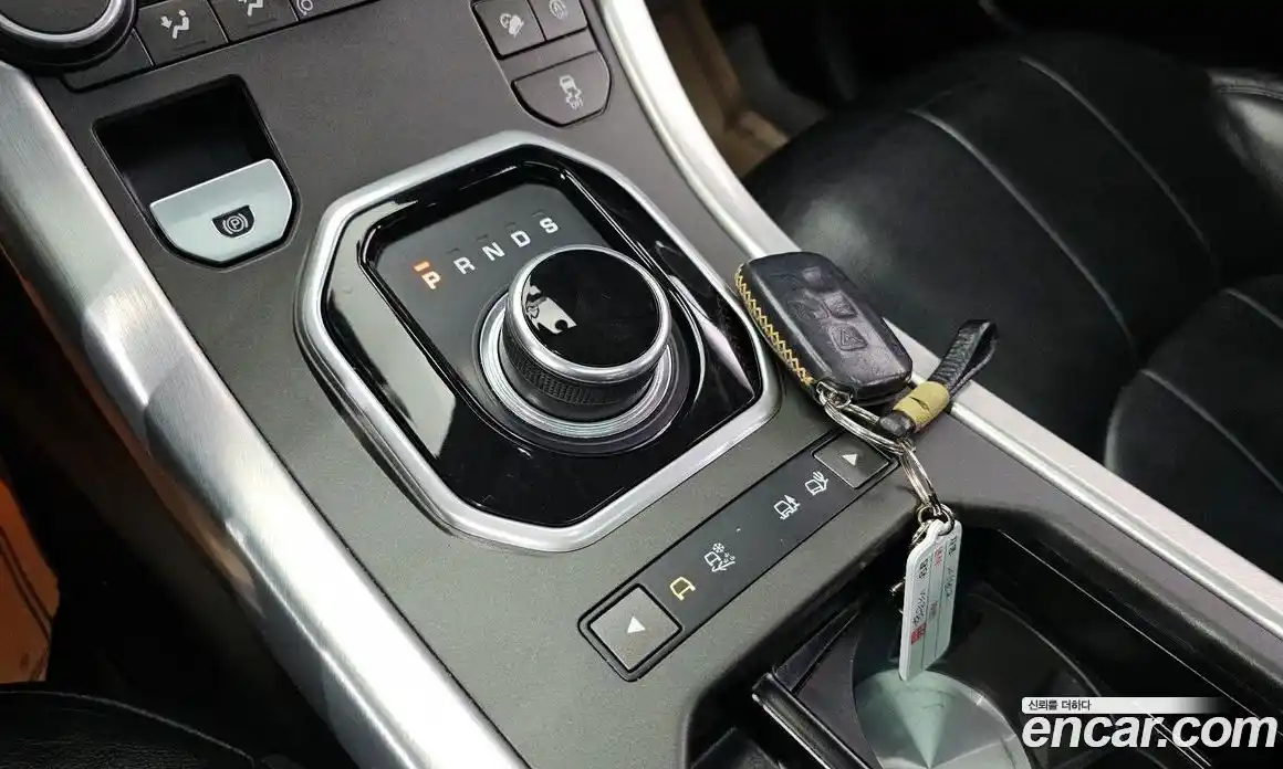 Land Rover Range-Rover Evoque 2018 2.0 гидро в Москве № 166371, фото 9