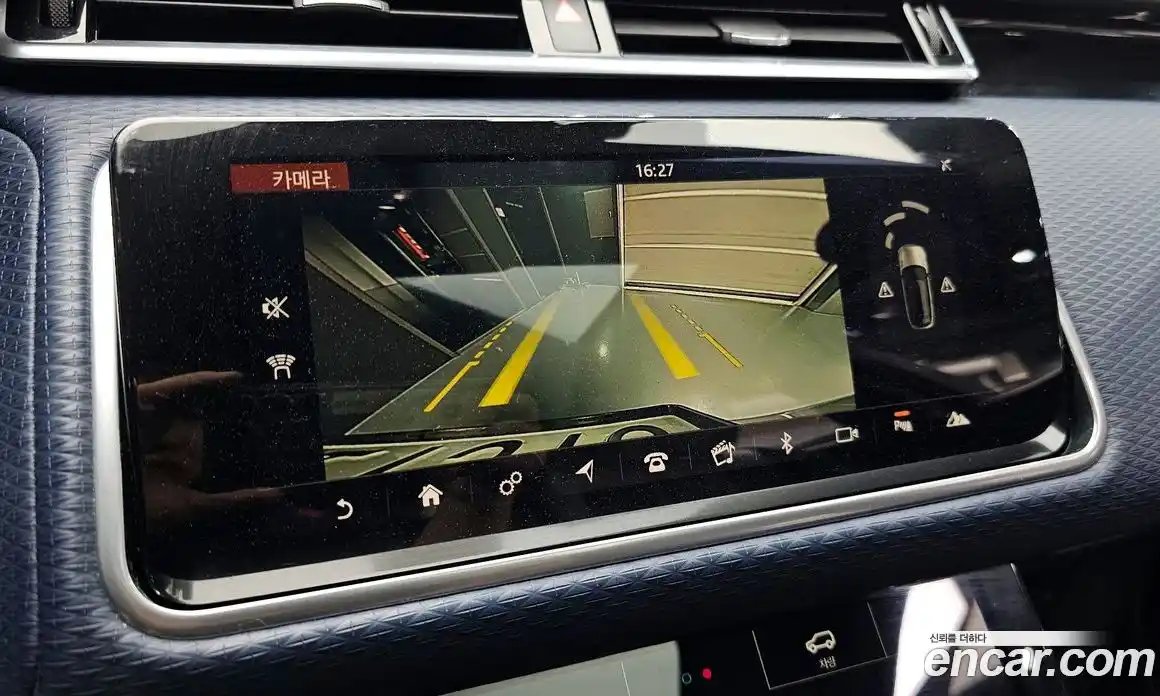 Land Rover Range-Rover Velar 2018 2.0 гидро в Москве № 166533, фото 16