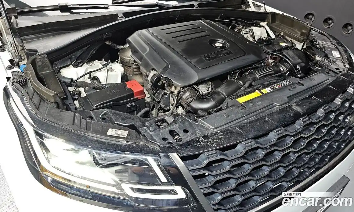 Land Rover Range-Rover Velar 2018 2.0 гидро в Москве № 166533, фото 6