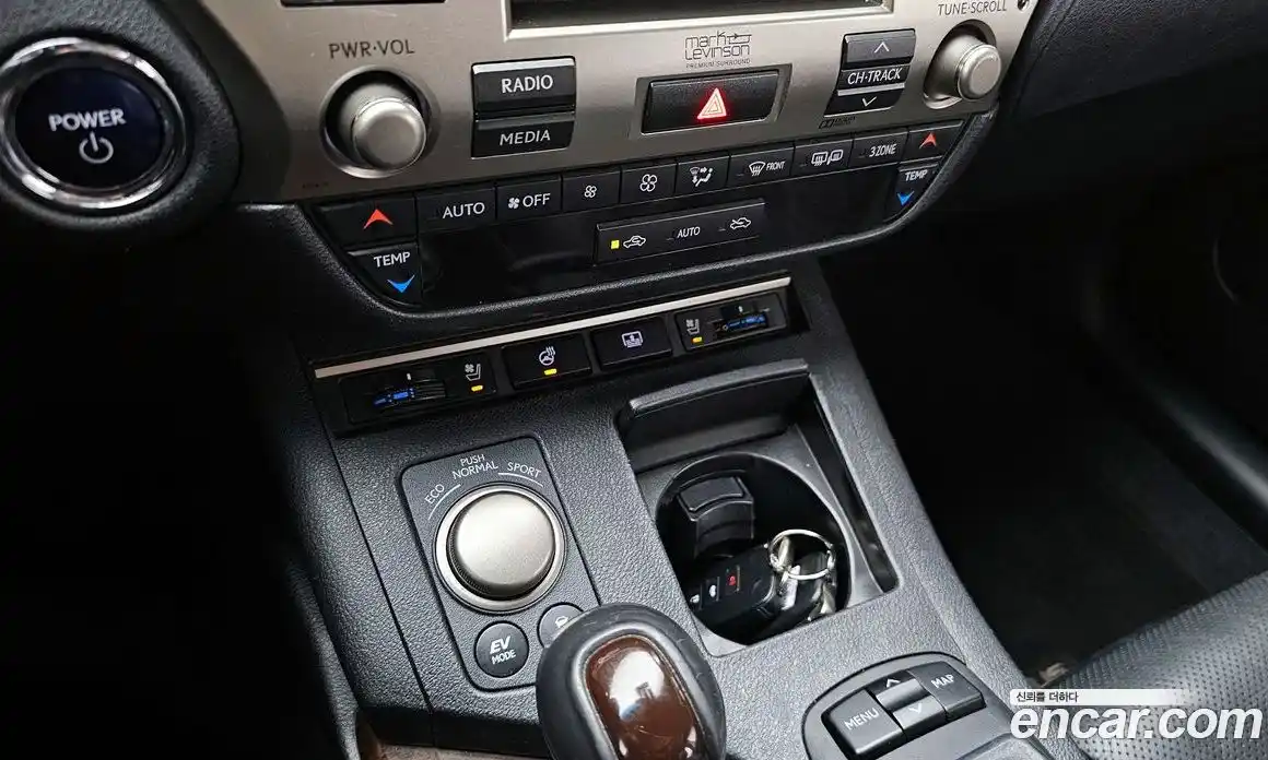Lexus ES 2015 2.5 гидро в Москве № 168274, фото 17