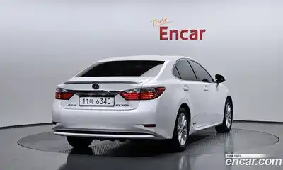 Lexus ES 2015 2.5 гидро в Москве № 168274, миниатюра 2