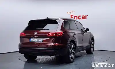 Volkswagen Touareg 2023 3.0 гидро в Москве № 168530, миниатюра 2
