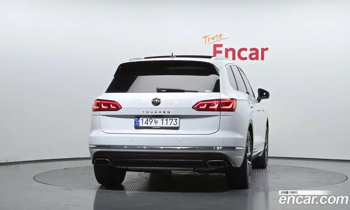 Volkswagen Touareg 2023 3.0 гидро в Москве № 168844, фото 4