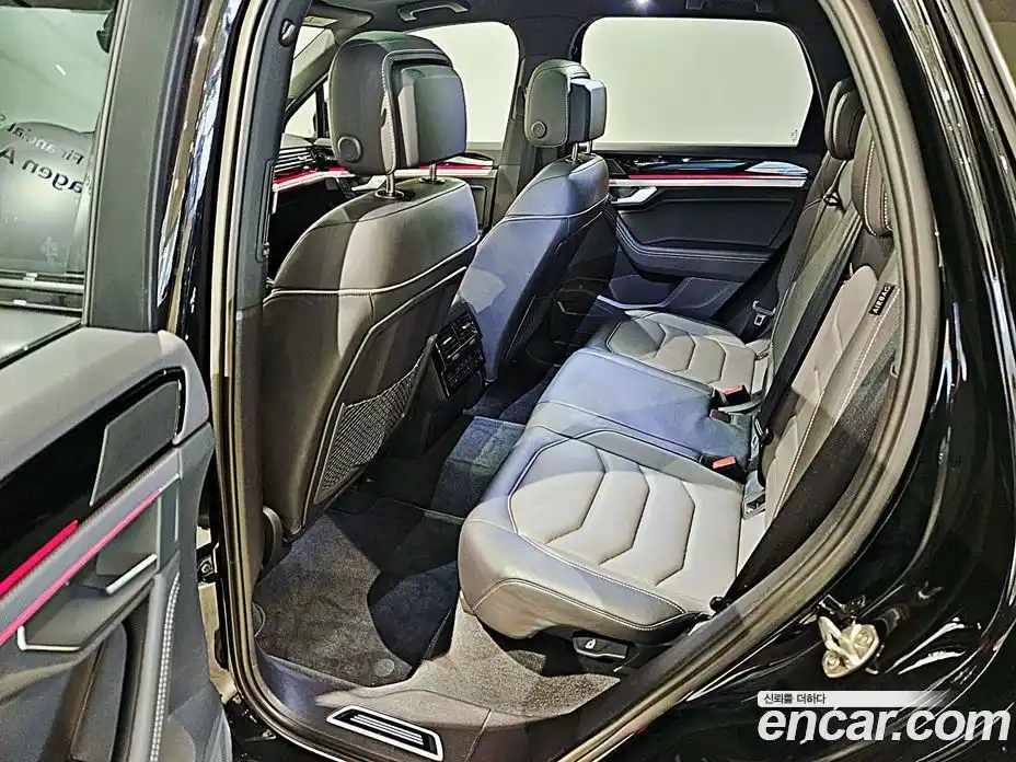 Volkswagen Touareg 2023 3.0 гидро в Москве № 169150, фото 14