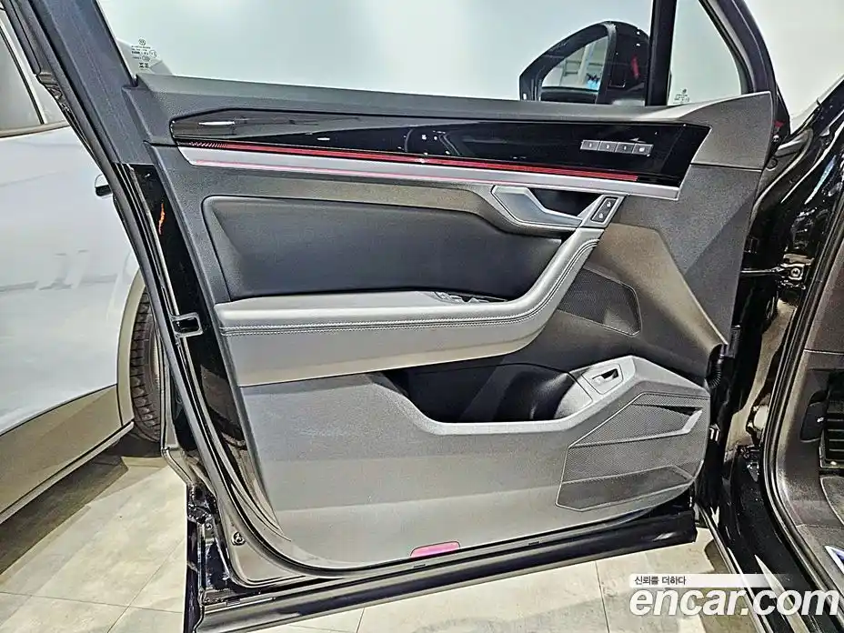 Volkswagen Touareg 2023 3.0 гидро в Москве № 169150, фото 18