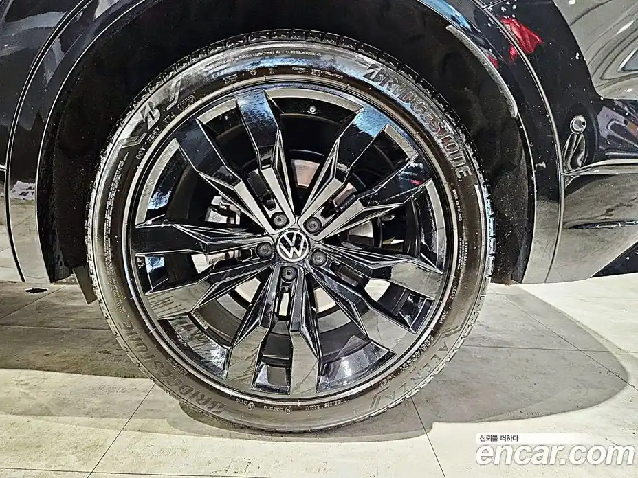 Volkswagen Touareg 2023 3.0 гидро в Москве № 169150, фото 5