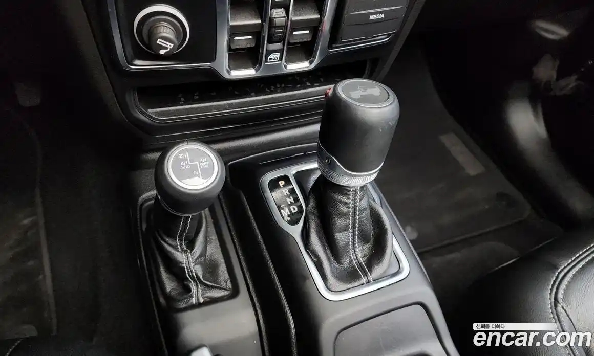 Jeep Wrangler 2022 2.0 гидро в Москве № 169472, фото 8