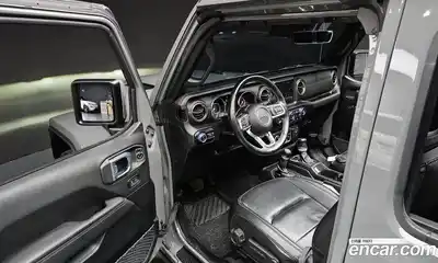 Jeep Wrangler 2021 2.0 гидро в Москве № 169703, миниатюра 11