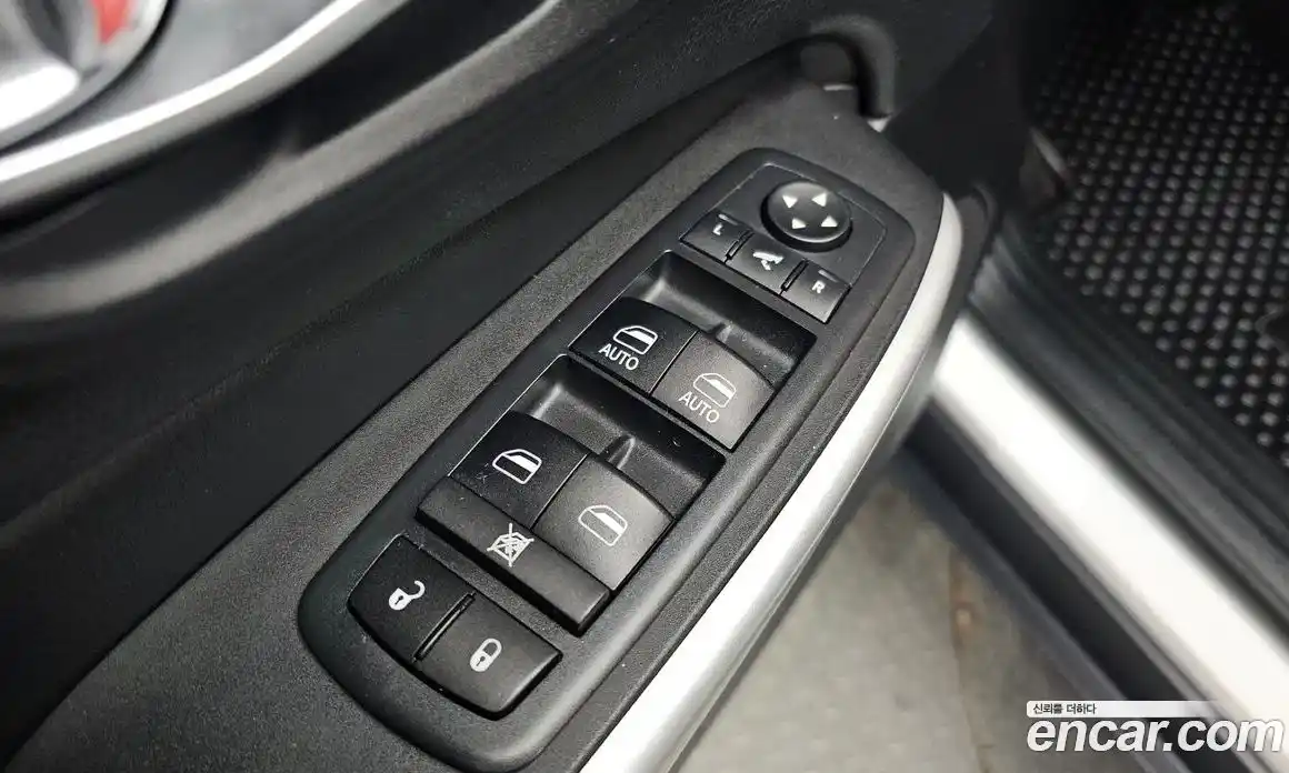 Jeep Cherokee 2017 2.4 гидро в Москве № 169782, фото 12