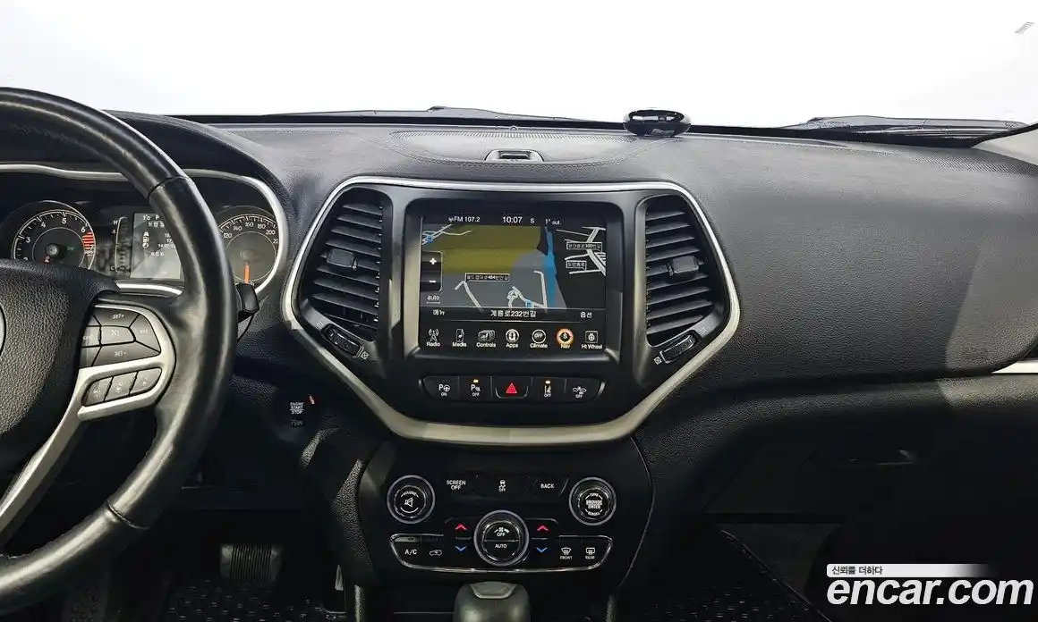 Jeep Cherokee 2017 2.4 гидро в Москве № 169782, фото 15