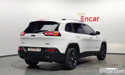 Jeep Cherokee 2017 2.4 гидро в Москве № 169782, миниатюра 2