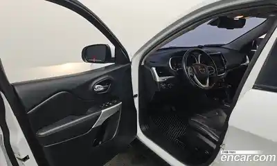 Jeep Cherokee 2017 2.4 гидро в Москве № 169782, миниатюра 10