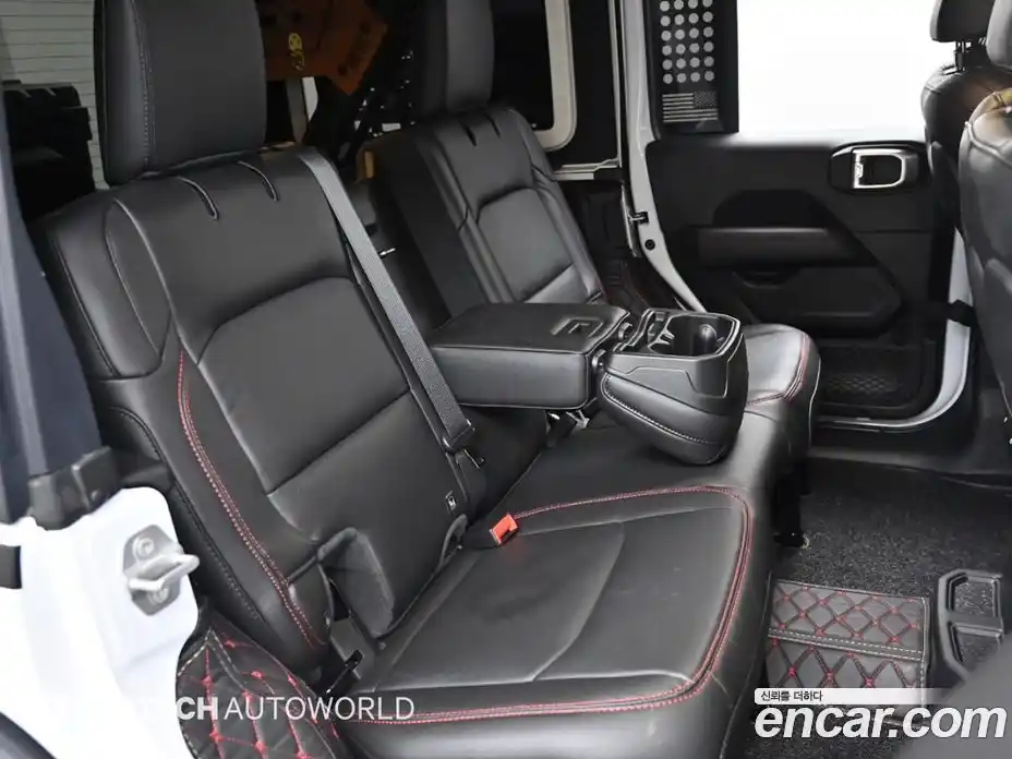 Jeep Wrangler 2023 2.0 гидро в Москве № 169959, фото 12