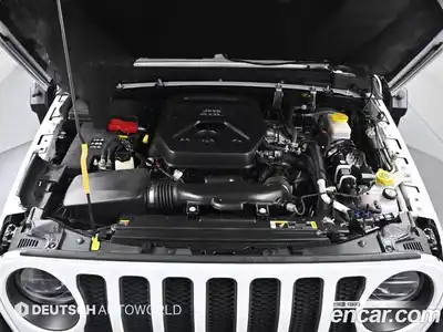 Jeep Wrangler 2023 2.0 гидро в Москве № 169959, миниатюра 6
