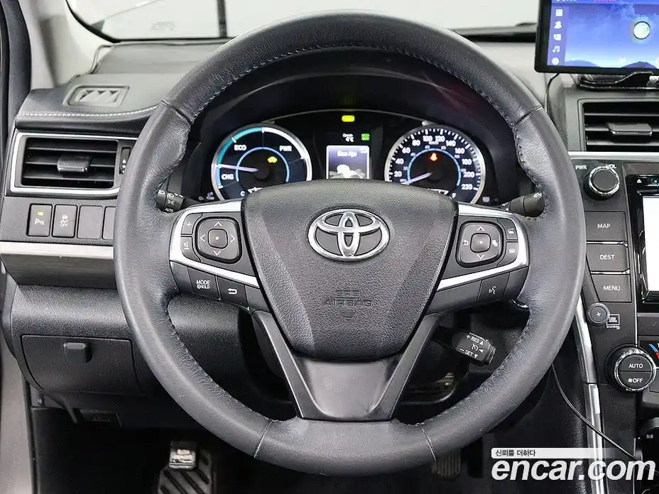 Toyota Camry 2016 2.5 гидро в Москве № 170336, фото 15